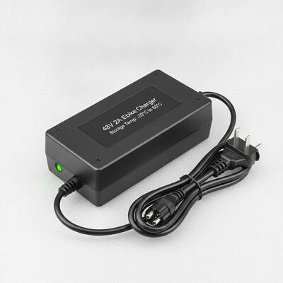 Cargador de batería de bicicleta eléctrica de 48V 2A con cable de 1.2 metros y temperatura de almacenamiento de -20 °C a 60 °C
